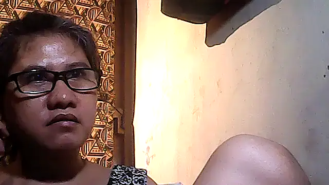 sweetsosie18 online show from December 18, 2025, 5:28 pm