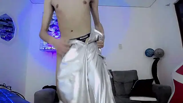 Snapshot of Sweet_Jack1 chatting on March 22, 2025, 6:14 pm Sweet Jack1 online show from March 22, 2025, 6:14 pm