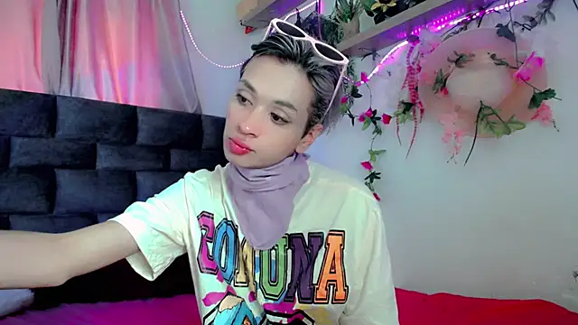 Snapshot of Sweet_Jack1 chatting on March 14, 2025, 9:10 pm Sweet Jack1 online show from March 14, 2025, 9:10 pm