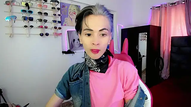 Snapshot of Sweet_Jack1 chatting on March 20, 2025, 7:04 pm Sweet Jack1 online show from March 20, 2025, 7:04 pm