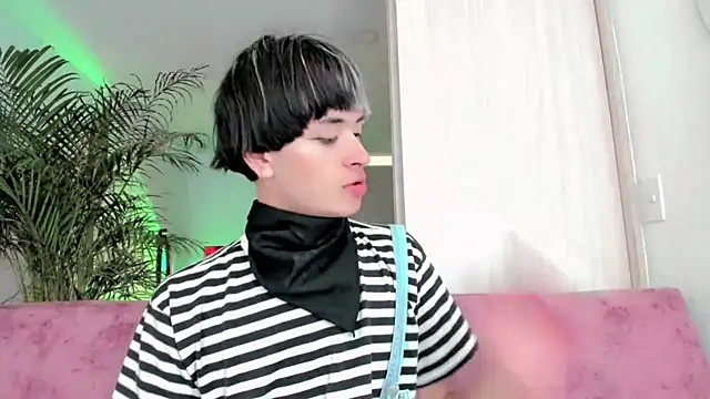 Snapshot of Sweet_Jack1 chatting on September 24, 2025, 1:39 pm Sweet Jack1 online show from September 24, 2025, 1:39 pm