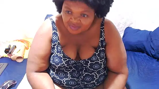 MatureBootyBabe4Uxx online show from February 16, 2026, 2:37 pm