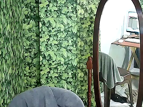 yummy 21xxx online show from November 28, 2025, 7:08 am