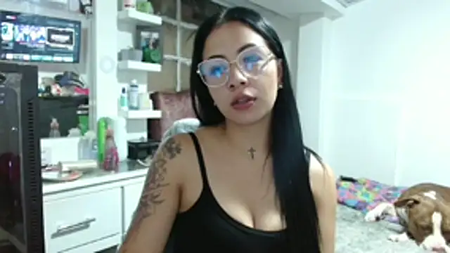 Snapshot of MadisonCambel chatting on November 22, 2025, 11:14 pm MadisonCambel online show from November 22, 2025, 11:14 pm