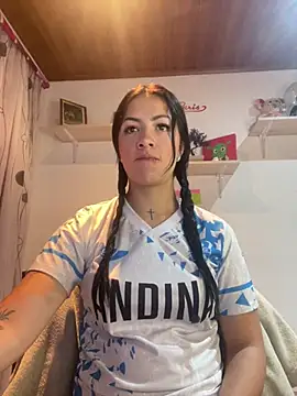 Snapshot of MadisonCambel chatting on February 22, 2025, 2:06 am MadisonCambel online show from February 22, 2025, 2:06 am