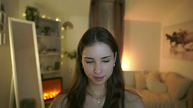 Snapshot of Abella_Danger_X chatting on February 9, 2025, 9:37 am Abella Danger X online show from February 9, 2025, 9:37 am