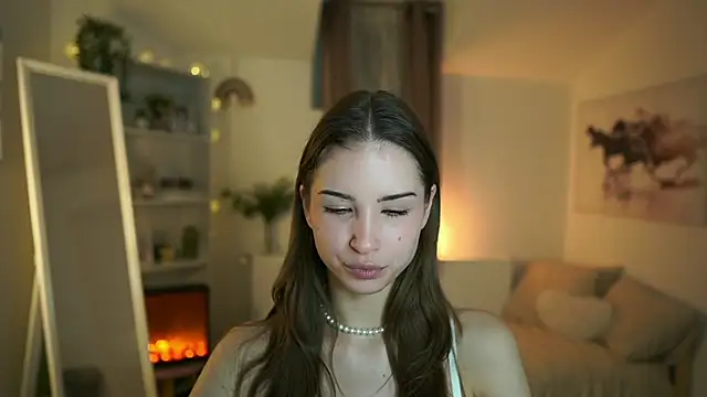 Snapshot of Abella_Danger_X chatting on March 5, 2025, 10:44 am Abella Danger X online show from March 5, 2025, 10:44 am