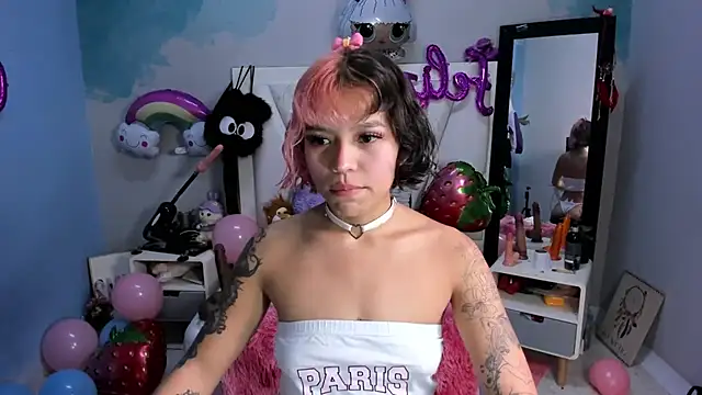 Snapshot of katalina_garcia chatting on January 27, 2025, 11:43 pm katalina garcia online show from January 27, 2025, 11:43 pm