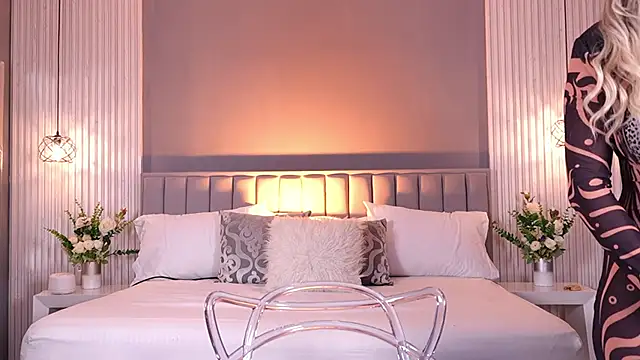 Snapshot of ValeryNova chatting on December 23, 2025, 11:09 am ValeryNova online show from December 23, 2025, 11:09 am