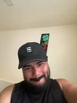 Snapshot of MichaelBear_ chatting on January 13, 2026, 7:07 pm MichaelBear online show from January 13, 2026, 7:07 pm