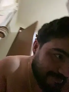 Snapshot of MichaelBear_ chatting on January 12, 2026, 6:04 pm MichaelBear online show from January 12, 2026, 6:04 pm