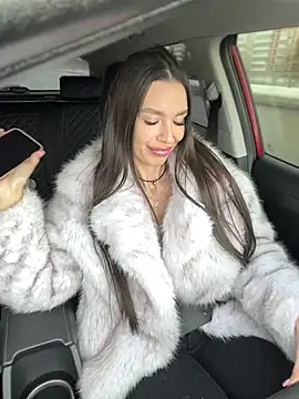 Emma Catt online show from February 18, 2026, 5:05 am