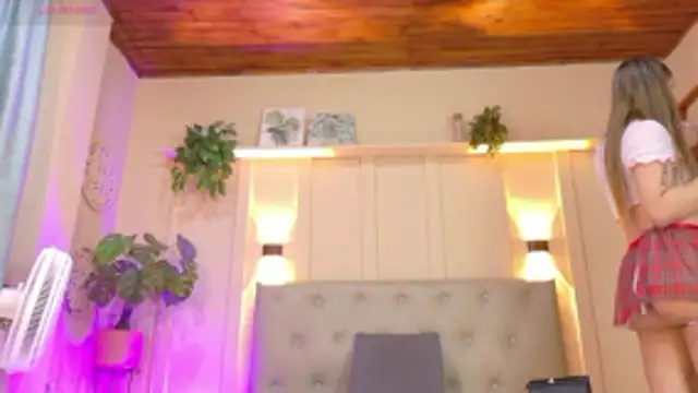 nicol snow online show from March 13, 2026, 7:19 pm