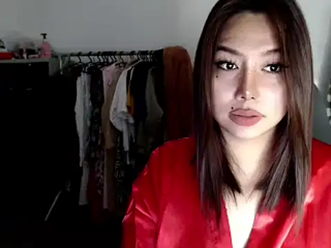 Snapshot of urqueendominant chatting on March 12, 2025, 12:31 am urqueendominant online show from March 12, 2025, 12:31 am