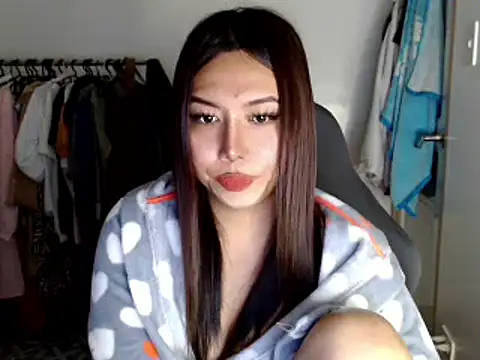 Snapshot of urqueendominant chatting on February 26, 2025, 3:46 am urqueendominant online show from February 26, 2025, 3:46 am