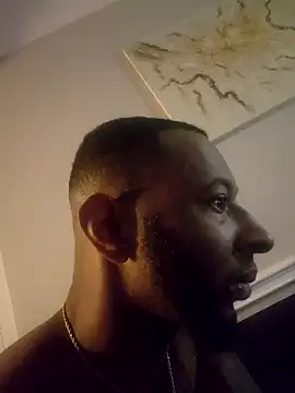 Snapshot of bosstang770 chatting on December 28, 2024, 2:43 am bosstang770 online show from December 28, 2024, 2:43 am