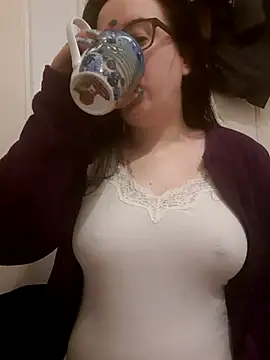 Tinka-Bella-Privat online show from March 25, 2026, 5:51 am