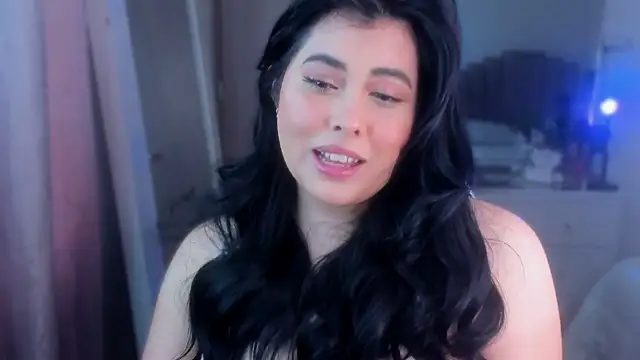 Snapshot of Alyaa_s chatting on September 9, 2025, 6:28 pm Alyaa s online show from September 9, 2025, 6:28 pm