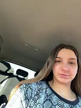 Snapshot of DoriDeluxe66 chatting on November 24, 2025, 10:15 am DoriDeluxe66 online show from November 24, 2025, 10:15 am