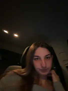 Snapshot of DoriDeluxe66 chatting on November 24, 2025, 10:21 pm DoriDeluxe66 online show from November 24, 2025, 10:21 pm