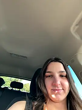 Snapshot of DoriDeluxe66 chatting on November 27, 2025, 1:33 pm DoriDeluxe66 online show from November 27, 2025, 1:33 pm