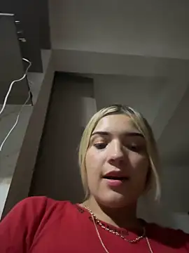 Snapshot of Sarita-candy chatting on January 20, 2025, 3:15 am Sarita-candy online show from January 20, 2025, 3:15 am