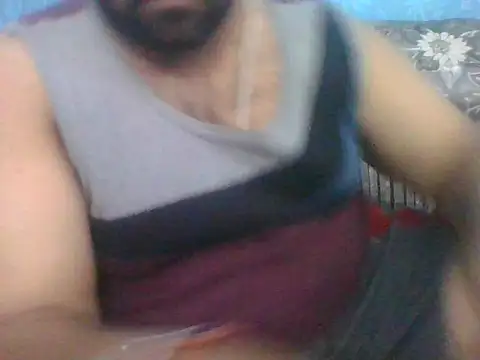 chubby exhibitionist online show from November 14, 2025, 9:07 pm