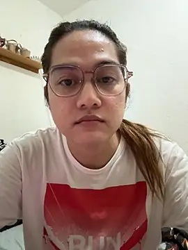 MarieLoveGlamorous online show from October 9, 2025, 2:50 pm