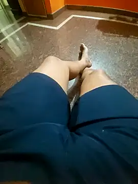 Stripkomal online show from February 12, 2026, 4:40 pm