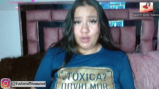 Snapshot of ValerieDiiamond chatting on January 31, 2025, 3:41 am ValerieDiiamond online show from January 31, 2025, 3:41 am