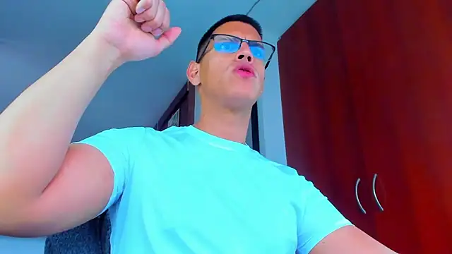 Snapshot of _John_Boy_ chatting on November 30, 2025, 8:42 pm John Boy online show from November 30, 2025, 8:42 pm