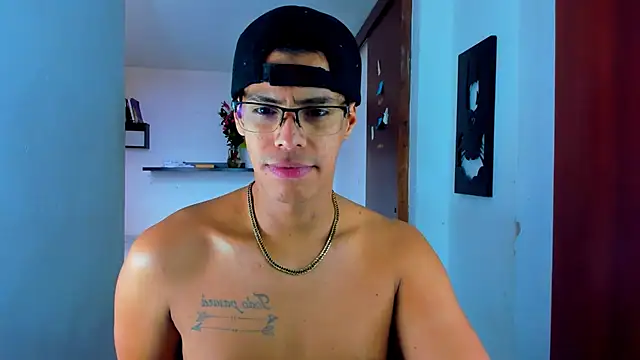 Snapshot of _John_Boy_ chatting on March 2, 2025, 7:52 pm John Boy online show from March 2, 2025, 7:52 pm