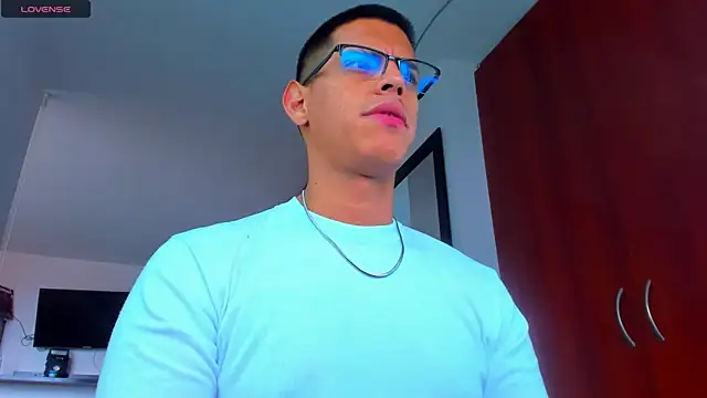 Snapshot of _John_Boy_ chatting on November 6, 2025, 7:07 pm John Boy online show from November 6, 2025, 7:07 pm