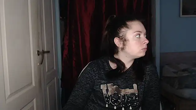 Snapshot of ryhhnnagold99 chatting on December 2, 2025, 1:46 pm ryhhnnagold99 online show from December 2, 2025, 1:46 pm