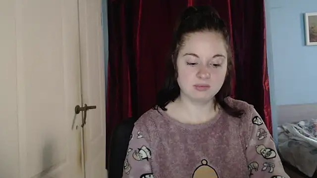 Snapshot of ryhhnnagold99 chatting on October 29, 2025, 9:52 am ryhhnnagold99 online show from October 29, 2025, 9:52 am