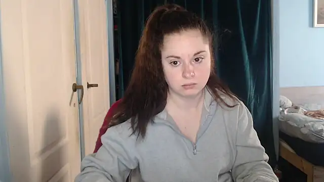 ryhhnnagold99 online show from April 10, 2026, 11:28 am