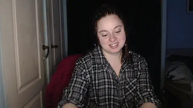 ryhhnnagold99 online show from April 7, 2026, 7:26 pm