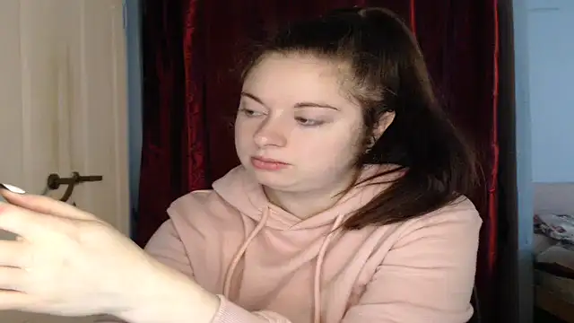 Snapshot of ryhhnnagold99 chatting on October 19, 2025, 9:01 am ryhhnnagold99 online show from October 19, 2025, 9:01 am