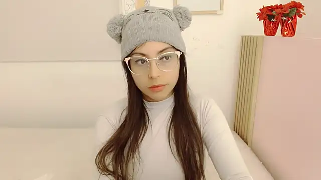 Snapshot of Elen__Sweet chatting on December 19, 2025, 11:51 pm Elen Sweet online show from December 19, 2025, 11:51 pm