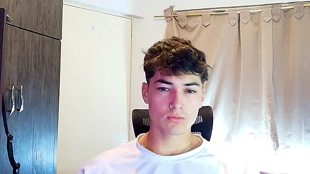 Snapshot of jimmy_class chatting on November 27, 2025, 2:39 pm jimmy class online show from November 27, 2025, 2:39 pm