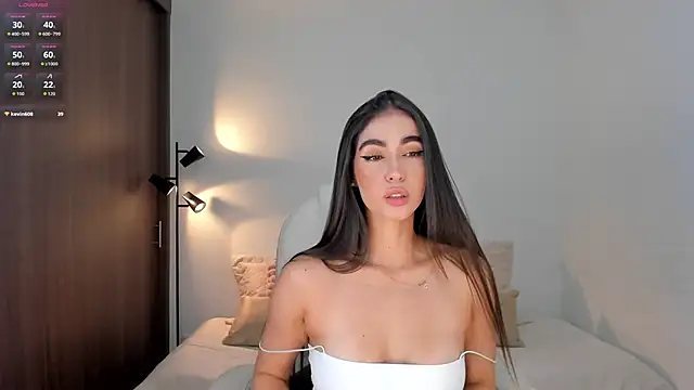 RebeccaBaxter online show from January 11, 2026, 1:45 am