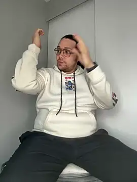 lucasgalacticman online show from March 12, 2025, 12:15 pm