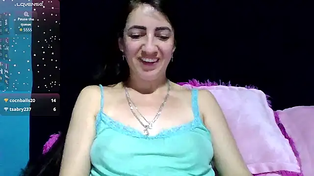 Snapshot of Salo_Heaven chatting on November 8, 2025, 3:10 am Salo Heaven online show from November 8, 2025, 3:10 am