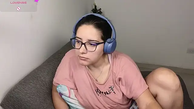 blue  moon  online show from December 23, 2025, 2:22 am