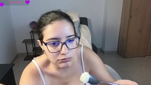 blue  moon  online show from June 3, 2026, 3:29 am
