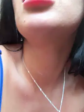 Snapshot of EmyLaveau chatting on February 27, 2025, 12:12 pm EmyLaveau online show from February 27, 2025, 12:12 pm