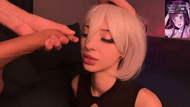 Snapshot of Handsomepure chatting on October 9, 2025, 12:33 am Handsomepure online show from October 9, 2025, 12:33 am