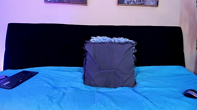 Sweet Alessandre online show from November 18, 2025, 7:28 pm