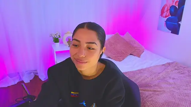 Snapshot of samantha_bss chatting on March 1, 2025, 2:55 pm samantha bss online show from March 1, 2025, 2:55 pm