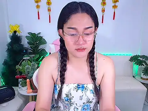 plysaithailand online show from February 4, 2026, 9:32 pm